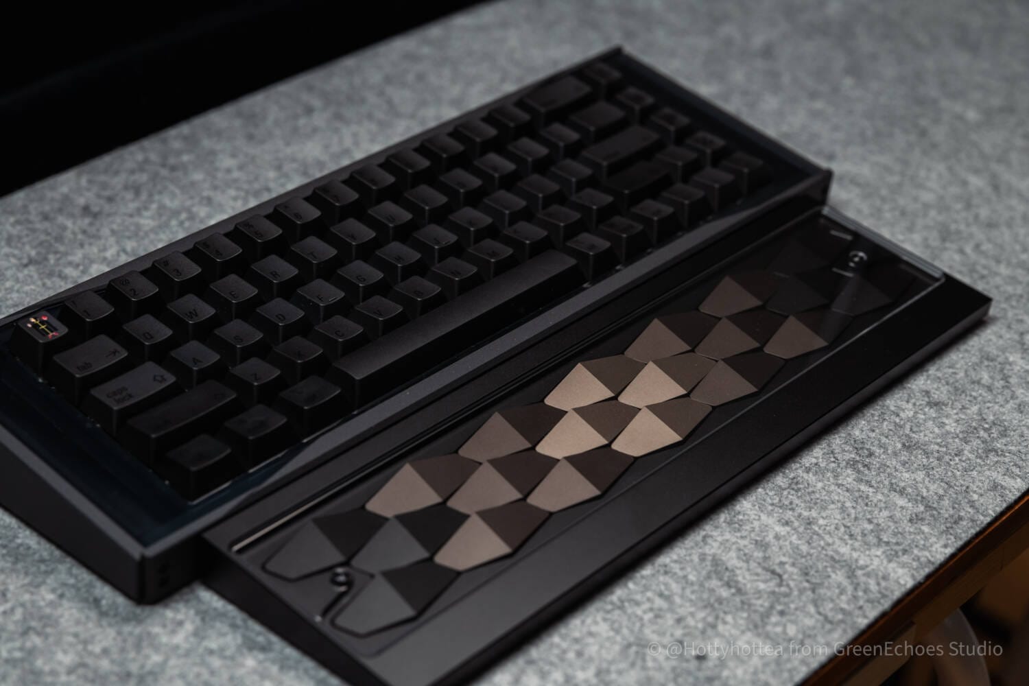 キーボード LeleLab X Lynn Studio Dragon Scale LeleLab X Lynn Studio Dragon Scale 65%リストレストレビュー｜アルミ