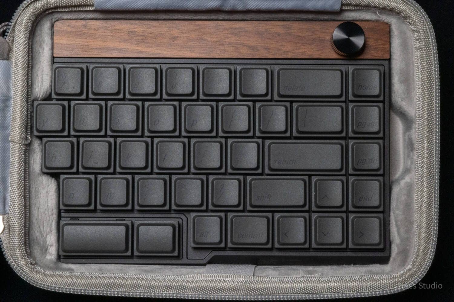 JezailFunder Jiffy75 (SP75) Advance Review|Easy-to-use left-right split 75% keyboard with low switching costs 51 P1093660