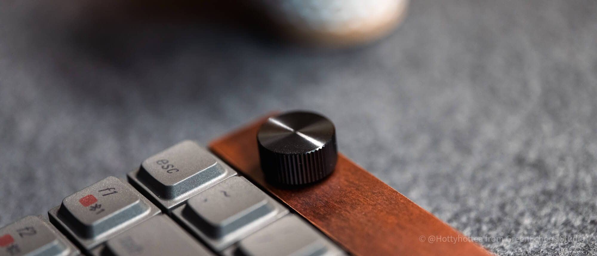 JezailFunder Jiffy75 (SP75) Advance Review|Easy-to-use left-right split 75% keyboard with low switching costs 59 P1093702