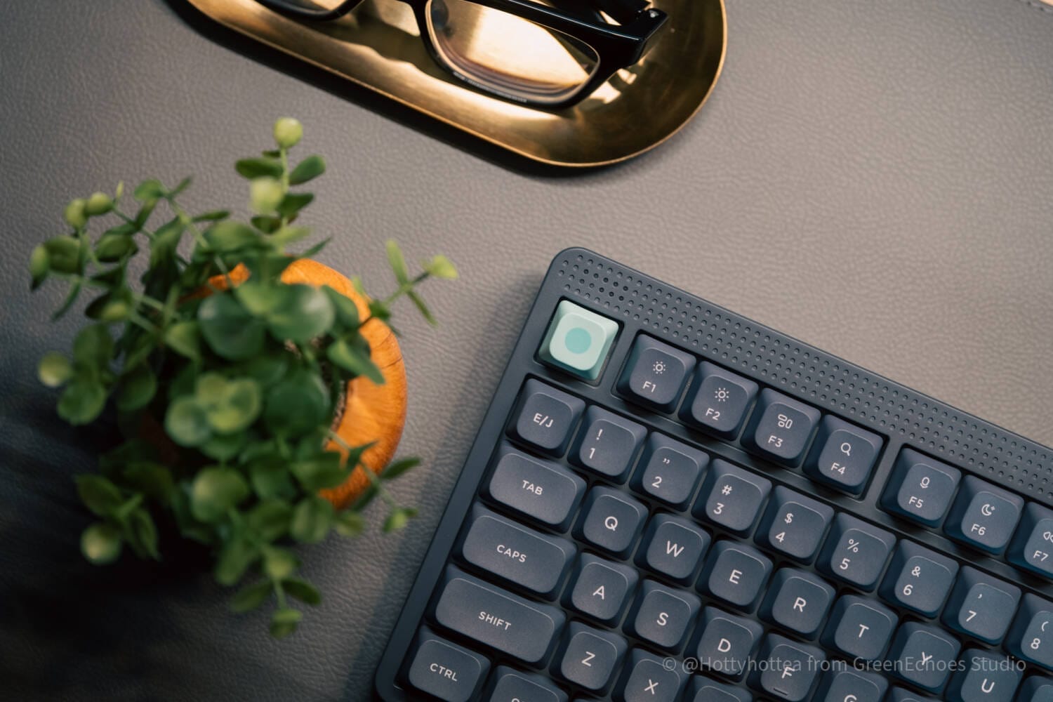 NuPhy Node75JISレビュー｜オフィスユースで使える分割スペースバー