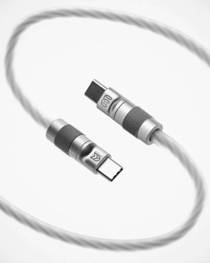 HYPESHOP、Wired In「X-Ray Cable」の取り扱いを開始。半透明デザインの8K互換キーボードケーブル 5 XRay Cable Teaser2 Render MikeyDigit 1
